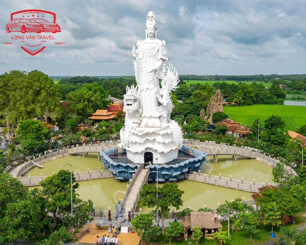 Tượng Phật Bà Quan Âm tại Chùa Gò Kén