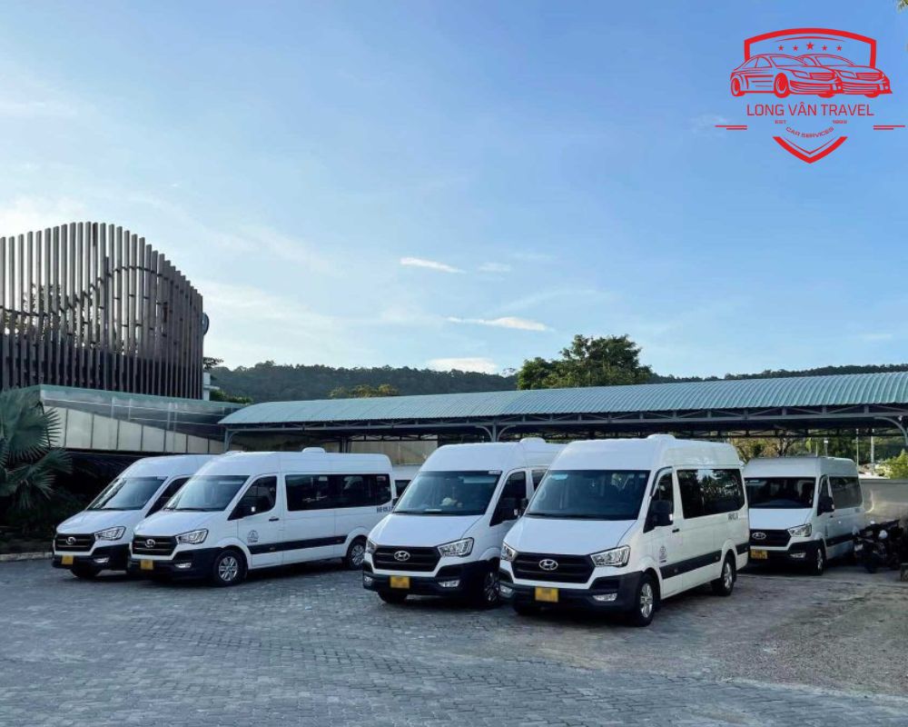 Xe 16 chỗ Hyundai Solati